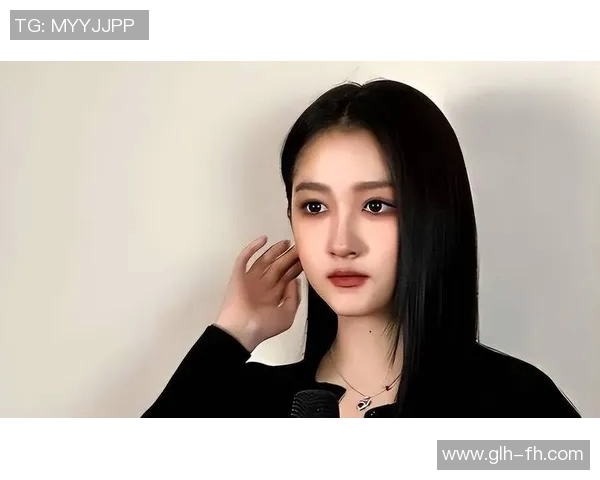 关晓彤与足球明星的亲密关系揭秘背后的故事与情感交织 关晓彤与足球明星的亲密关系揭秘背后的故事与情感交织